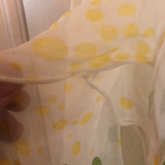 A pea in the pod Women’s Small Maternity top in cream and green sheer - Picture 5 of 6